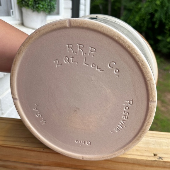 Vintage Roseville Pottery Low Crock 2 Quart R.R.P Robinson-Ransbottom Pottery Co - Picture 8 of 12